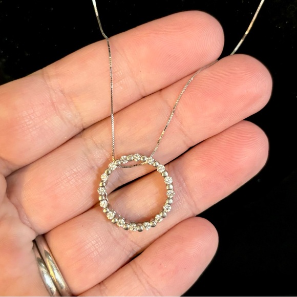 SOLD $2500 .50ct (1/2) Natural Diamond Circle Pendant 14kt White Gold - Picture 4 of 10